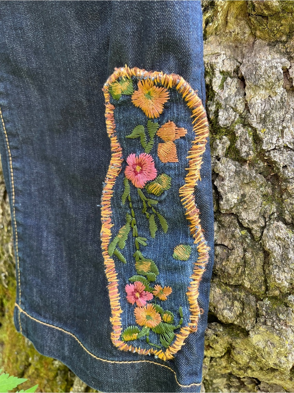 ⭐️Upcycled Appliqué GAP Long and Lean Jean in size 6